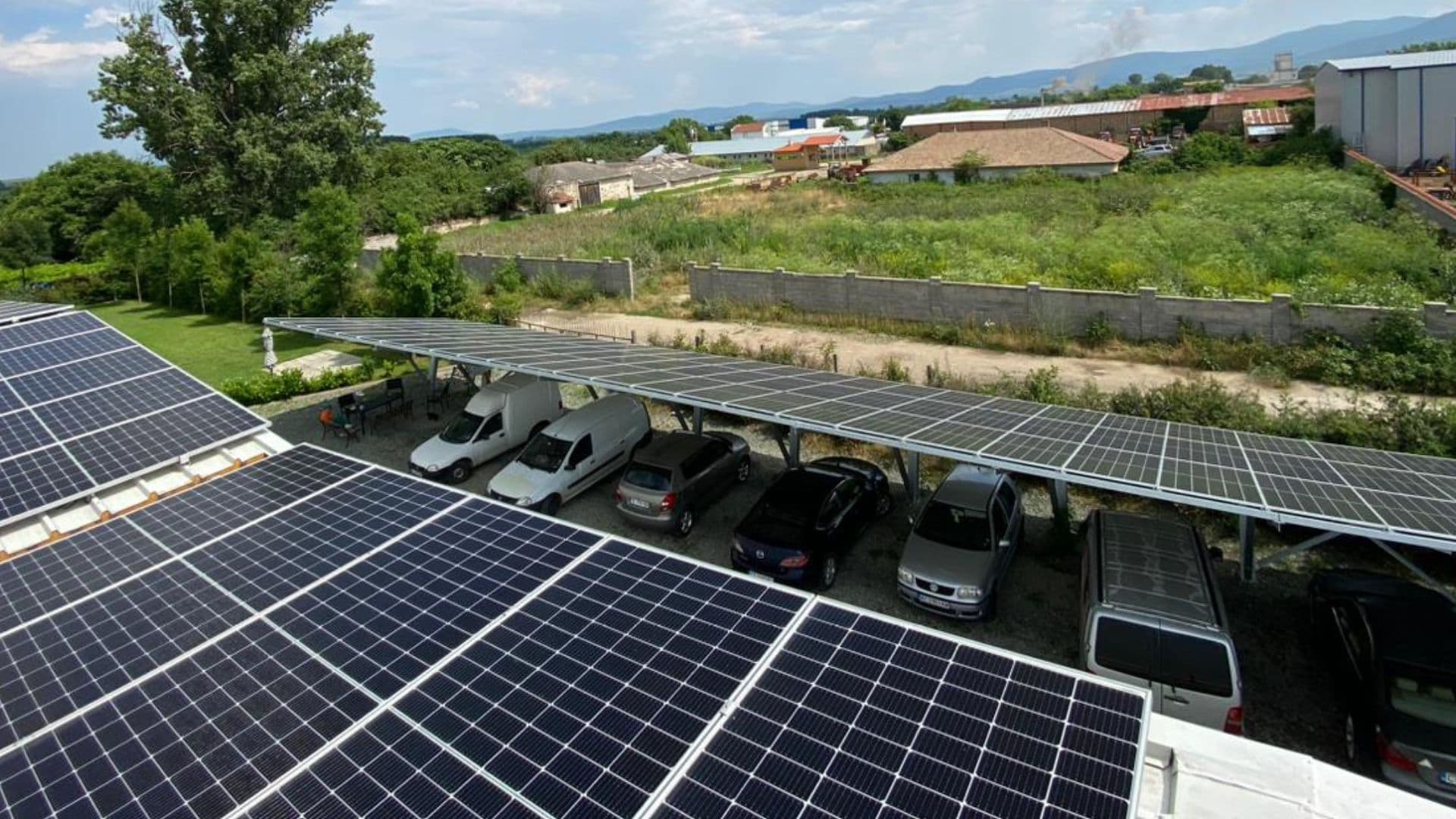 270 kWp Карпорт Казанлък — снимка 1